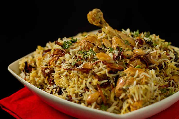 Hyderabadi Chicken Biryani (500 gm)